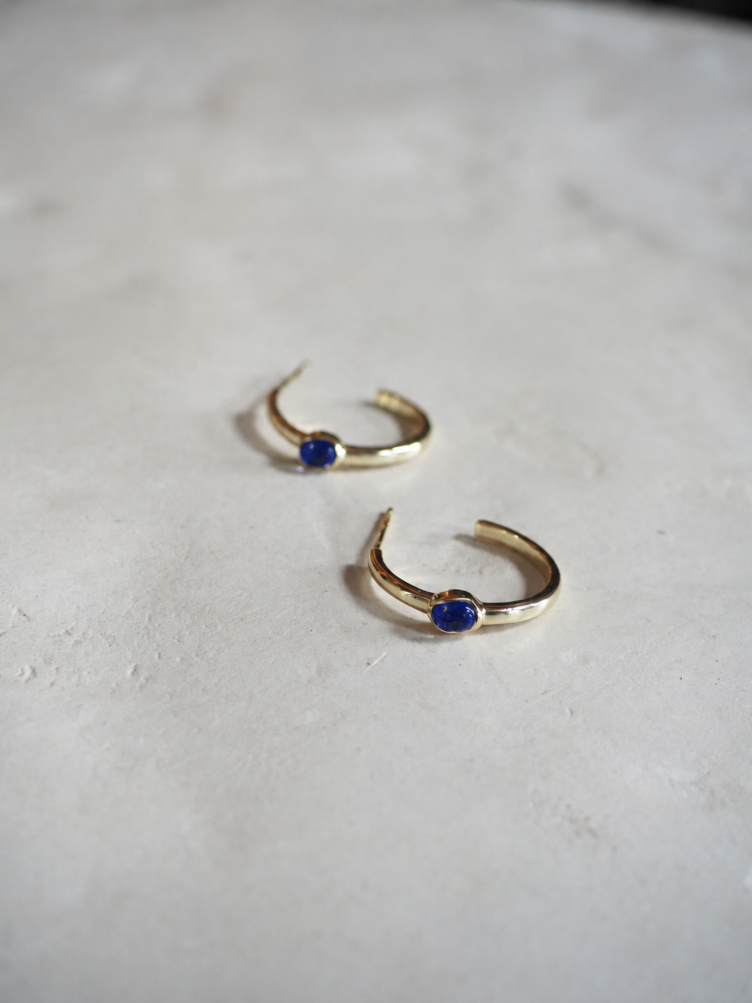 Silence blue hoops