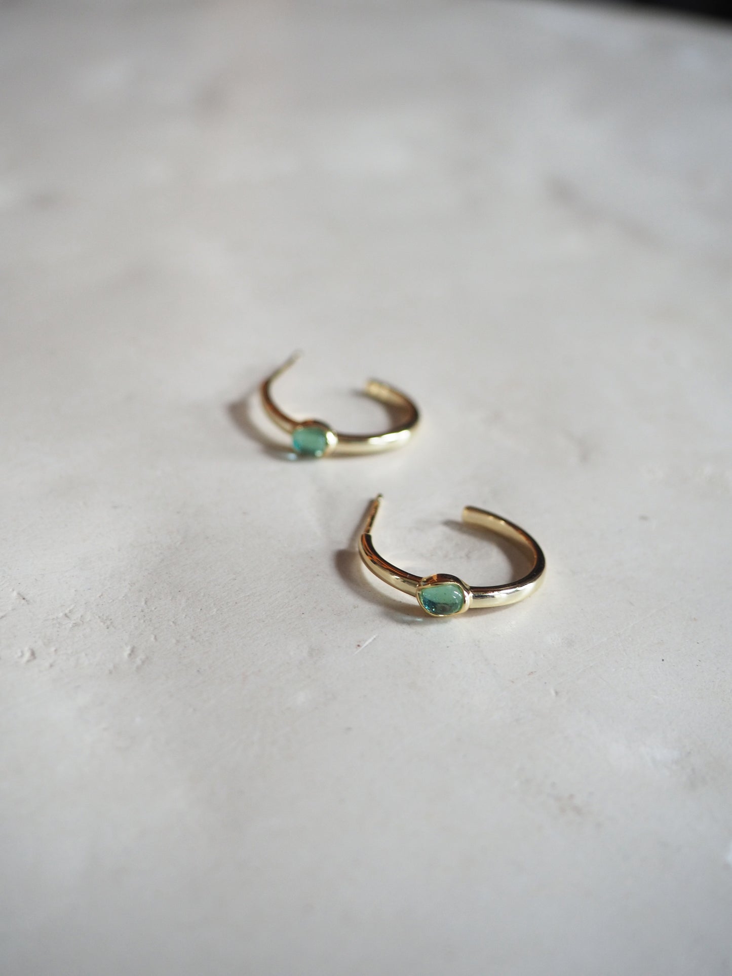 Silence hoops