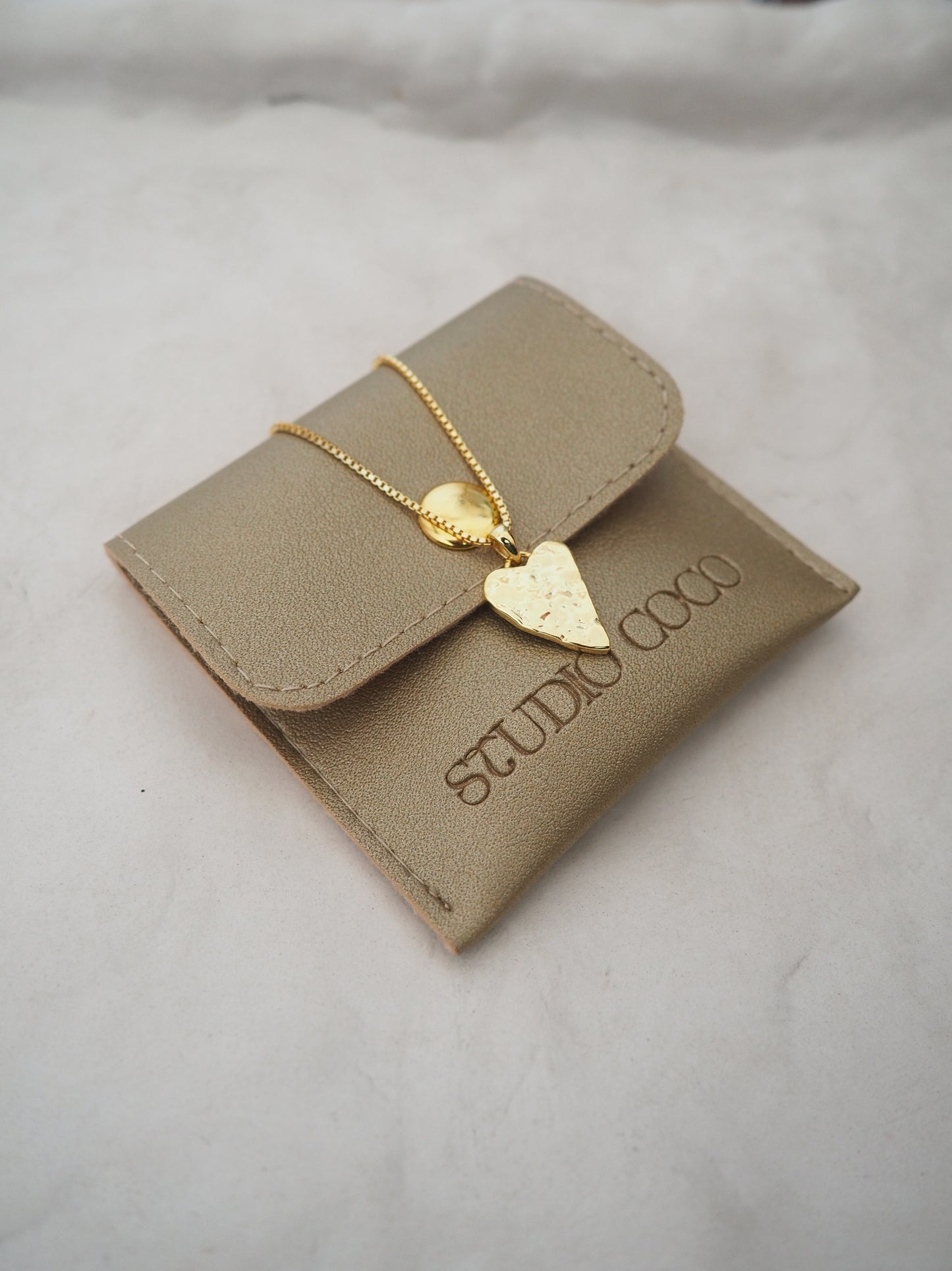 Story teller necklace