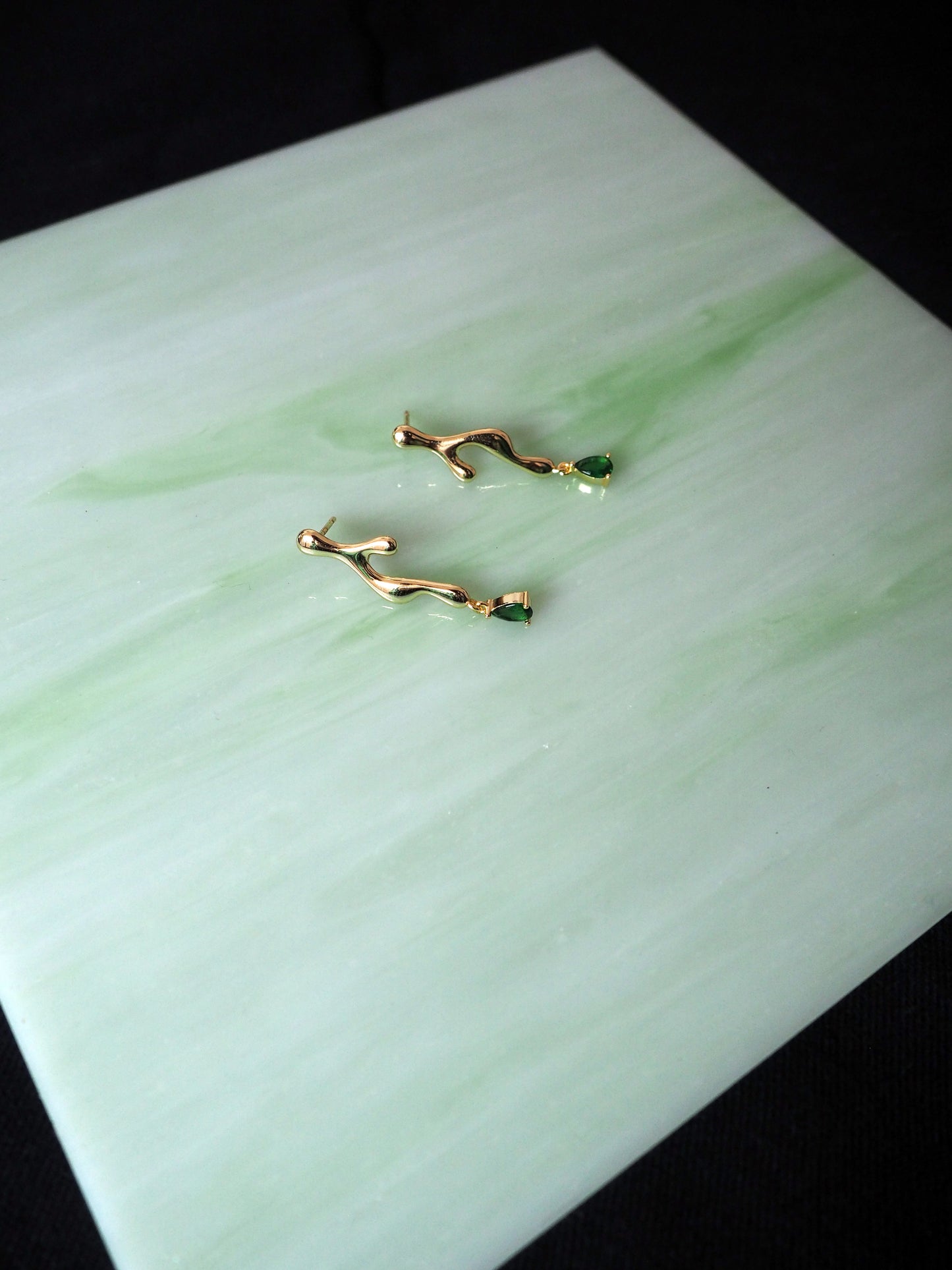 Emerald earrings gold