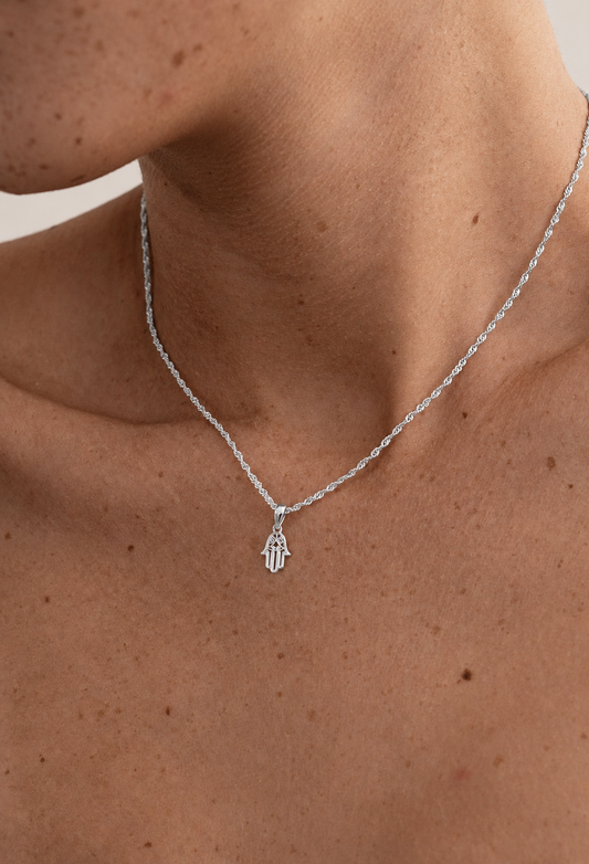 Hamsa lines mini necklace - silver
