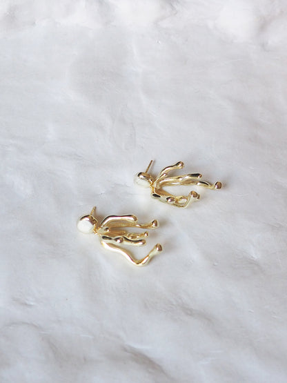 Gold drip earrings
