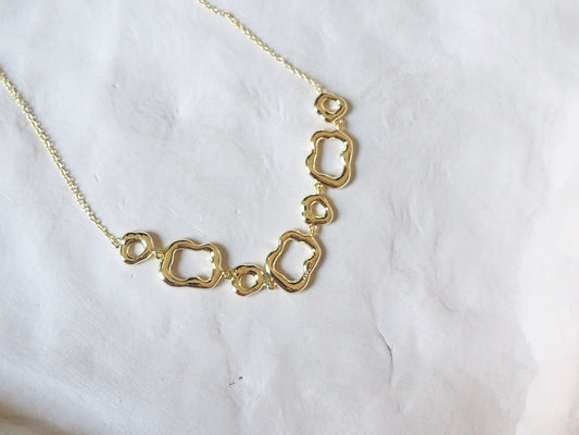 Velvet necklace