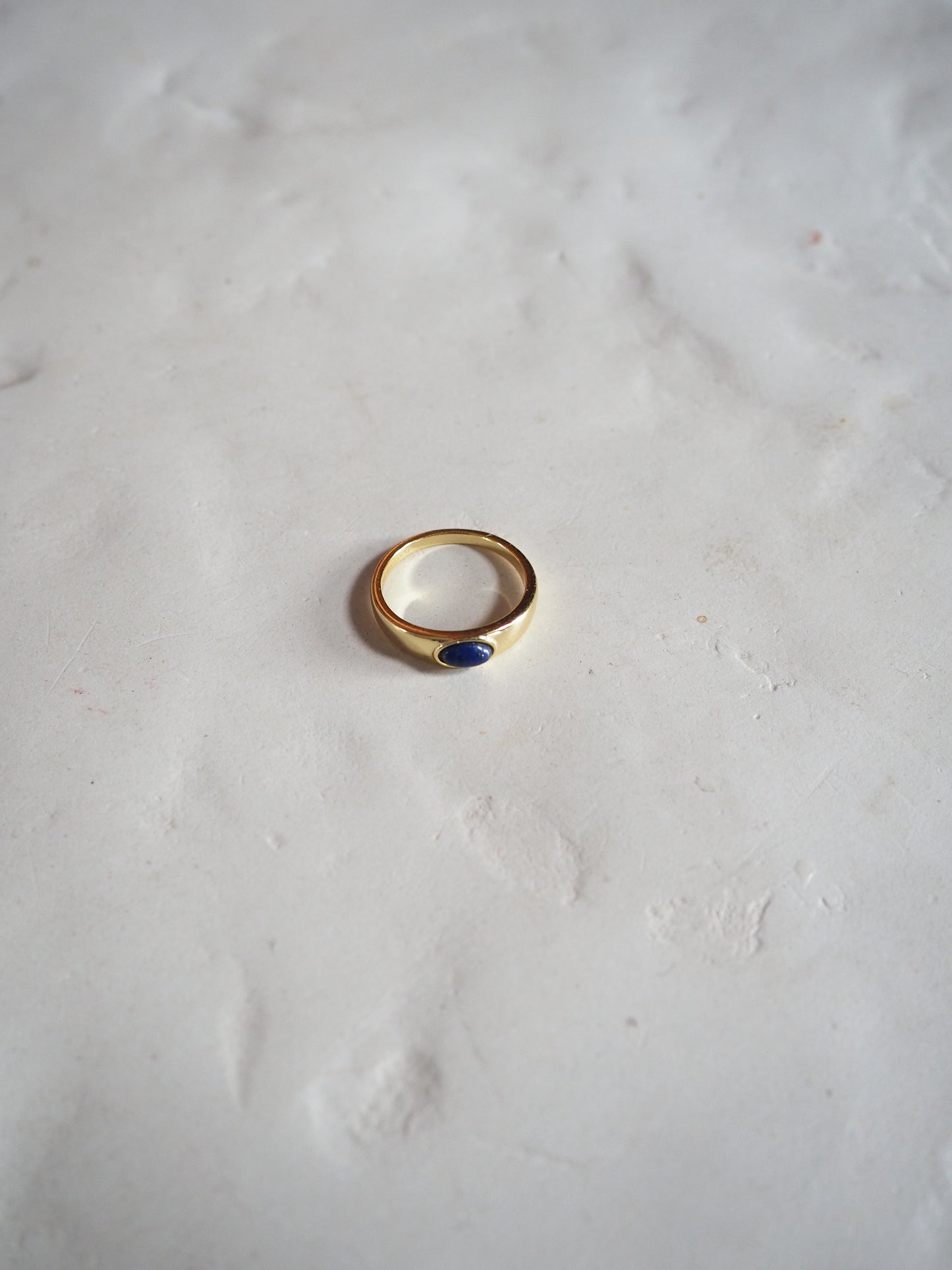 Blue lapis ring