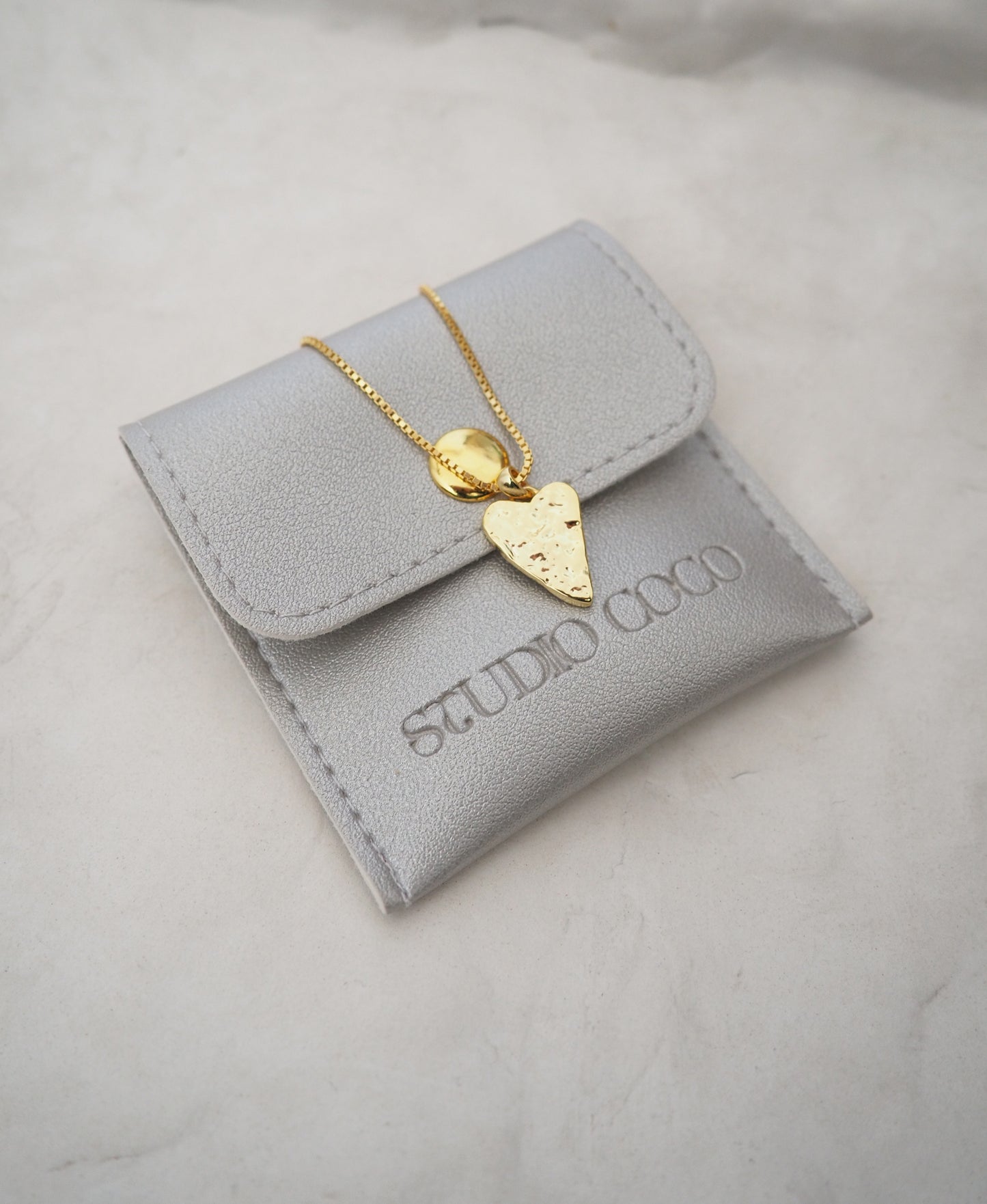 Story teller necklace