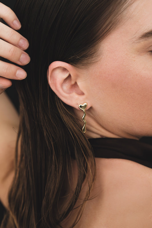 Melting heart earrings