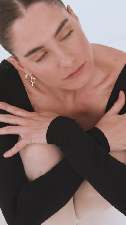 Velvet gold earrings